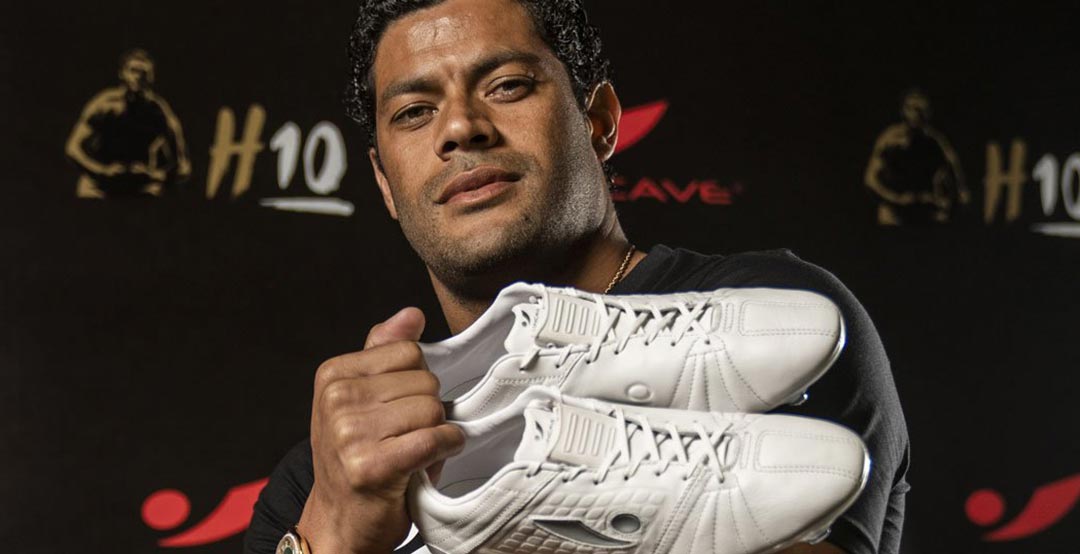 Goodbye Mizuno Hulk Joins Concave Footy Headlines